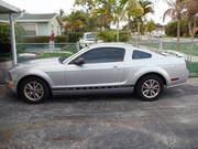 2005 Ford Mustang, Leather Interior, Premium Sound, only 66k miles!