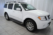 For sale Nissan Pathfinder (2009) SUV White for $8, 000Usd