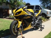 2009 Yamaha YZF-R1 Clean Title Pink in Hand