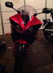 2011 Yamaha YZF-R1 Mileage: 3, 349