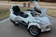 2012 Can Am Spyder RT Limited.Only 450 miles on it.