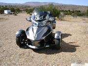 2011 CAN AM SPYDER, RT