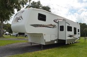 2007 Raptor Fifth Wheel Toy Hauler