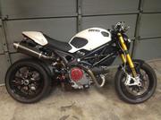 2009 Ducati Monster 1100S
