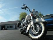 harley-davidson road king white
