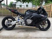 2004 - Honda CBR 1000RR