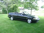 saab 900 Saab 900 SE Convertible 2-Door