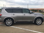 2014 Infiniti QX80technology package trim