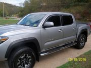 2016 Toyota Tacoma TRD Off-Road Crew Cab Pickup 4-Door